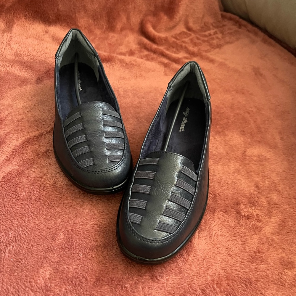 Easy Street Genesis Women’s Slip-On Shoes Size 8W
